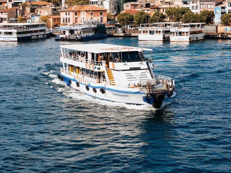Small Ship Cruising