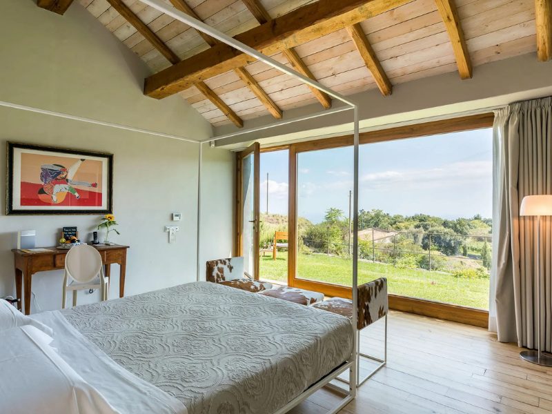 Monaci delle Terre Nere